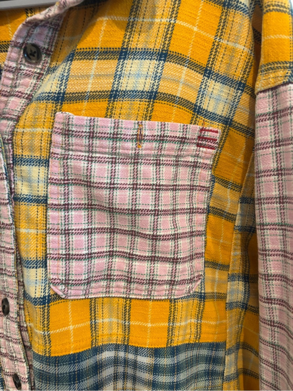 BDG Patchwork Plaid Oversized Button-Down Shirt. Size M - Picture 4 of 7